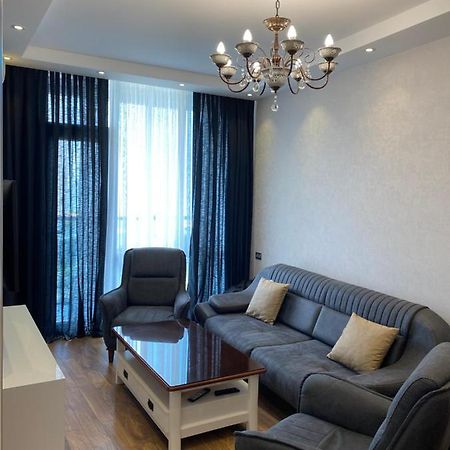 Dar Tower'S Cozy Apartment Batumi Kültér fotó